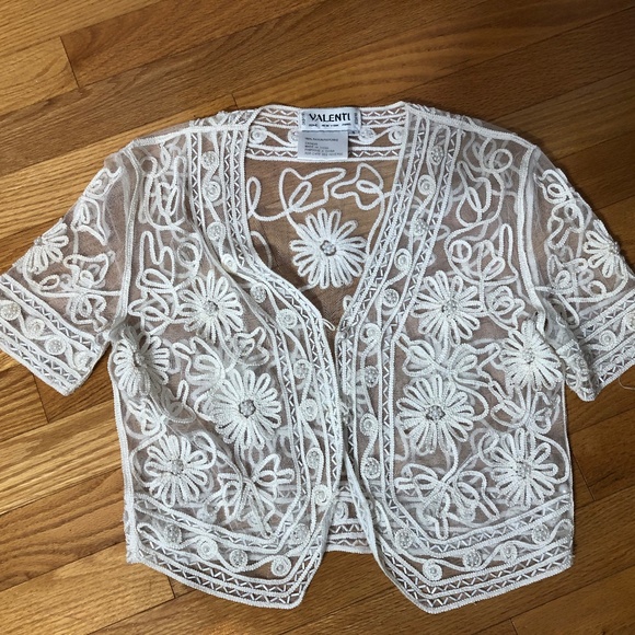 Little off white summer vest - Picture 1 of 6